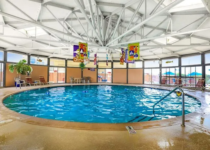 Holiday home Perfect With Balcony Ac Washer & Dryer Pools & Sauna *