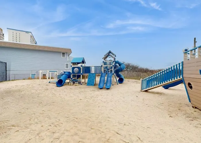 Perfect With Balcony Ac Washer & Dryer Pools & Sauna *